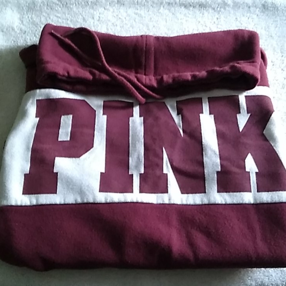 Pink Cropped sweatshirt